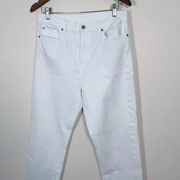 UNIQLO |  HIGH RISE STRAIGT LEG BOYFRIEND JEANS - Picture 3 of 13